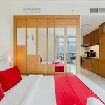 Rh - Beautiful Canal View, Sleek & Spacious Studio, Central Location